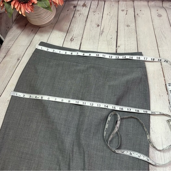 Banana Republic grey Pencil Skirt Knee-Length sz 10 office wool blend neutral - Picture 4 of 7